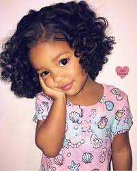 L Image Contient Peut Etre 1 Personne Gros Plan Petites Filles Noires Coiffures De Bebe So Cute Baby