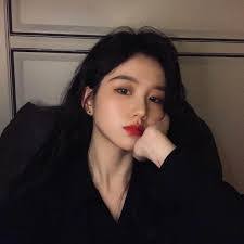 Jia Weng's Instagram, Twitter & Facebook