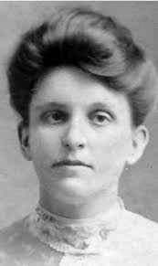 Nettie Burch's Instagram, Twitter & Facebook