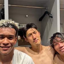 ◤#0920vs京都 試合後の𝙇𝙊𝘾𝙆𝙀𝙍 𝙍𝙊𝙊𝙈📷◢ 全員で掴んだ＋3💪現地から撮って出し!!!!!😊😊  #spulse #ONEFAMILY2025