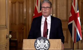 Keir Starmer decisive on mob violence but faces dilemma over Reform | Keir  Starmer | The Guardian