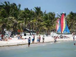 Smathers Beach Key West Reviews Photos Videos Smathers Beach Key West Key West Florida Keys Beaches