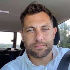 Maggie Desch's Instagram, Twitter & Facebook