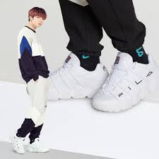 Fila X Bts Jung Kook Barricade Xt 97 Shoes White Fs1htb1051x Wwt Hallyu Mart Don't miss out on the fila project with bts! fila x bts jung kook barricade xt 97 shoes white fs1htb1051x wwt