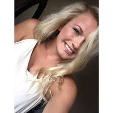 Eve Dobson's Instagram, Twitter & Facebook