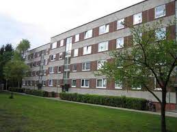 Auf ivd24 werden in elmshorn momentan 28 immobilien angeboten. 4 Zimmer Wohnung Zu Vermieten Ellerndamm 12 25335 Elmshorn Mapio Net