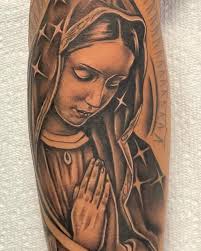 Clock & OG ABEL rose design.  #tattoos#staytrueink559#blackandgreytattoo#tattoo#ink#tatuaje#tatuajes#tinta#😎  Booking end of May🙏✓🫡