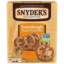 All the flavor of genuine, aged sourdough in a crunchy, traditional pretzel shape. Snyder S Of Hanover Sourdough Hard Pretzel Box 13 5 Oz By Snyder S Of Hanover Amazon De Lebensmittel Getranke