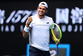 Andrew harris 6/3 6/1 6/3 e avanza al secondo turno degli australian open! Australian Open Matteo Berrettini Mit Blitzstart In Die Zweite Runde Tennisnet Com