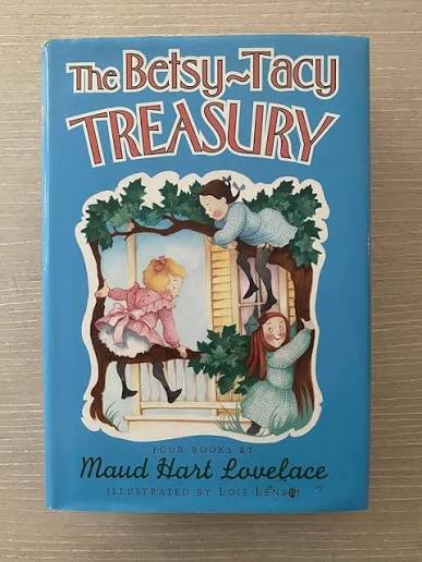 The Betsy-Tacy Treasury: Lovelace, Maud Hart, Lenski, Lois: 9780060249199:  Amazon.com: Books