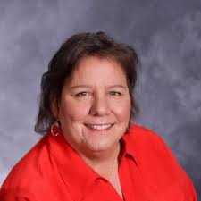 Lisa Fitterer's Instagram, Twitter & Facebook