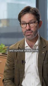 Associate Professor Michelle Lupton is running to raise money for dementia  research. Who — or what — will you run for? It's time to lace up your  sneakers and join Team QIMR