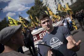 Unser aktivismus ist kein kampf gegen windmühlen! Wegen Verbindung Zu Christchurch Cdu Fordert Verbotsprufung Gegen Identitare Berlin Tagesspiegel