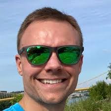 Stephen Mchugh's Instagram, Twitter & Facebook