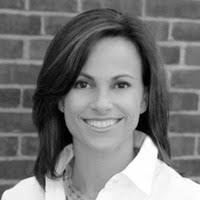 Eileen Silva's Instagram, Twitter & Facebook