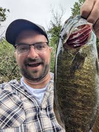 Warning about a suspicious group member