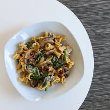 Pates Aux Champignons Et Aux Epinards Vegan Les Recettes De Julie Gri Recette De Julie Pates Aux Champignons Recette Epinards