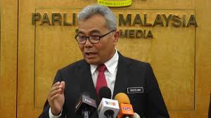 Tan sri nadzmi berasal dari kota bharu, kelantan dan lahir pada 1 mei 1954. Minister New Bank Rakyat Chairman To Be Announced Before Year End Thestartv Com
