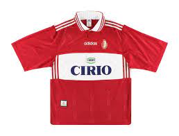 Jun 21, 2021 · le standard a dévoilé ce lundi ses maillots domicile et extérieur sur ses réseaux sociaux. Standard Liege Announce Adidas Kit Deal Footy Headlines