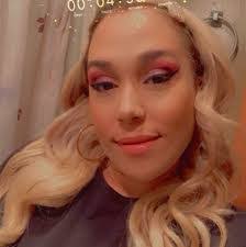 Quannie Jones's Instagram, Twitter & Facebook