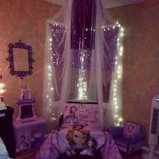 Pin By Grisel Gonzalez Barron On Ideas For My Babygirl Minimalist Kids Room Children Room Girl Princess Room Decor