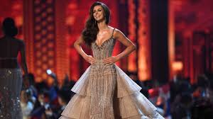 @harold pues a marta stepien no le falta ni carisma, ni personalidad, ni desenvolvimiento, incluso físicamente. Rodrigo Herrera Se Caso Con Marta Stepien Conoce A La Miss Universo Esposa Del Tiburon De Shark Tank El Heraldo De Mexico