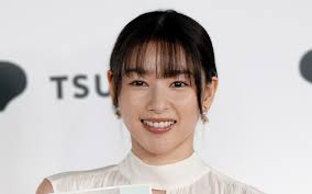 ＜桜井日奈子＞「すごい」「尊敬」「ますますキレイになっちゃい ...