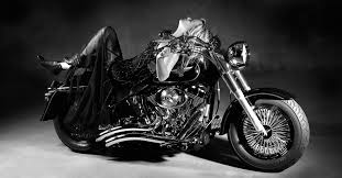 Setiap motor retro tersebut pastinya telah dibekali dengan spesifikasi yang lebih berkualitas dibanding jenis motor desain retro keluaran sebelumnya. Motorcycle Photo Shoot Special