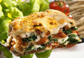Spanac, brânză ricotta, frişcă, brânză mozzarella, caşcaval parmigiano 300g. Lasagna Cu Spanac