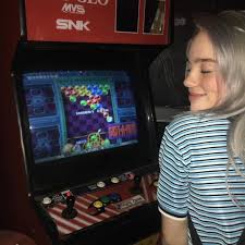 Billie Enjoys Having Fun And Playing Games With Her Friends Billie Eilish Billie Singer