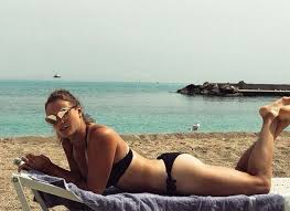 Get the latest player stats on aryna sabalenka including her videos, highlights, and more at the official women's tennis association website. Aryna Sabalenka La Sexy Tennista Che Ha Stregato Anche Pato Gallery