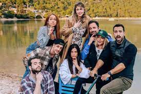 Maybe you would like to learn more about one of these? To Eidyllio Anamesa Ston Hlia Mpogdano Kai Thn Tania Mpreazoy Sta Gyrismata Toy Yfsf