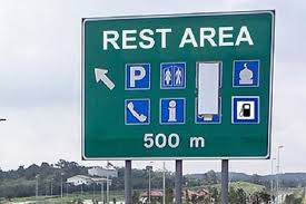 Maksud warna papan tanda jalan raya. Pengendara Wajib Paham Rambu Warna Hijau Dan Biru Beda Artinya