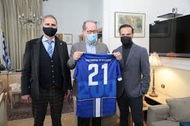 Η τρίπολη (γνωστή παλαιότερα και ντροπολιτσά) είναι πόλη στην κεντρική πελοπόννησο, η μεγαλύτερη πόλη και πρωτεύουσα του νομού αρκαδίας και της τέως επαρχίας μαντινείας. Ston P Nika H Epeteiakh Fanela Ths Pae Asteras Tripolhs Ertnews Gr