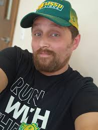 What's happening at Cave Gang Pizza?