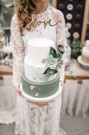 During any wedding ceremony, a gorgeous wedding cake is the centrepiece that ties your wedding theme together. Trending 30 Silver Sage Green Theme Wedding Ideas That You Can T Miss Elegantweddinginvites Com Blog