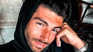 247 risultati per ignazio moser. Isola Dei Famosi Ignazio Moser Stuck In Mexico What Happened Ruetir