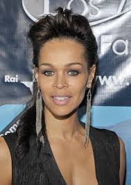 Volledige Cast van V.I.P. (Serie, 1998