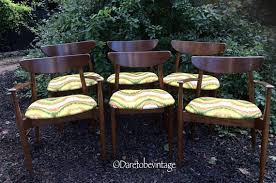 Sold Six Mid Century Modern Stanley Walnut Dining Chairs Modern Walnut Dining Chair Vintage Dining Chairs Walnut Dining Chairs