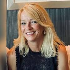 Mel & Pip & The Magic Snow Globe: Exploring Thoughts & Feelings : Davies,  Beverley: Amazon.co.uk: Books