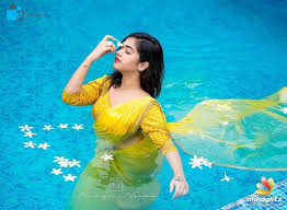 Deepthi Sunaina Cute Girl Photo Latest Pics Indian Actresses Deepthi sunaina biography, wiki, age, height, net worth, boyfriend, instagram, family, house deepthi sunaina is an indian actress, instagram star, television personality, professional model and. pinterest