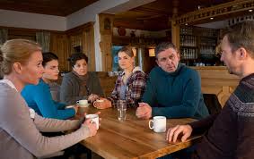Neue darsteller, handlung und news von hans sigl: Zdf Der Bergdoktor Staffel 14 Termine Inhalt Darsteller Innen