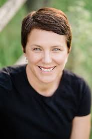 Amazon.com: Lola Benko, Treasure Hunter: 9798212522601: Beth McMullen: Books