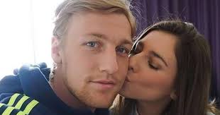 Forsberg, a professional engineer and land surveyor and is. Rb Leipzig Emil Forsberg Dankt Seiner Frau Nach Brisantem Instagram Post