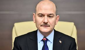 2008 ve 2009 yılları arasında demokrat partisi genel başkanlığını yapan süleyman soylu 2015 seçimlerinde ak parti'ye geçiş yaptı. Icisleri Bakani Suleyman Soylu Nun Dayisi Yasamini Yitirdi