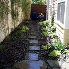 25 Landscape Design For Small Spaces Narrow Backyard Ideas Narrow Garden Small Backyard Landscaping