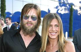 Jennifer aniston engagement ring best ring 2017. Jennifer Aniston Brad Pitt Engagement Ring And Marriage Rumors Fact Vs Fiction