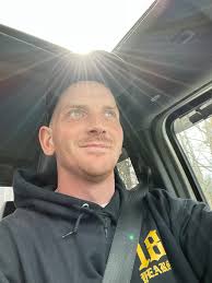 Hello Squamish landlords and potential housemates. I am looking for long  term housing. I am Esther, work as a GIS/spatial analyst for a  forestry/resource company in town. I like to cook, bake,