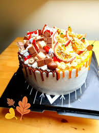 Photos De Gateau D Anniversaire Et Cakedesign Allocakes En 2020 Photo Gateau Anniversaire Petit Gateau Moelleux Mousse Au Chocolat Legere