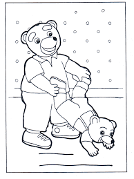Paddington bear is the heroine of a book series by michael bond, which tells the adventures of a little bear named after the london paddington train station. Paddington Bear Coloring Pages Paddington Bear Coloring Home